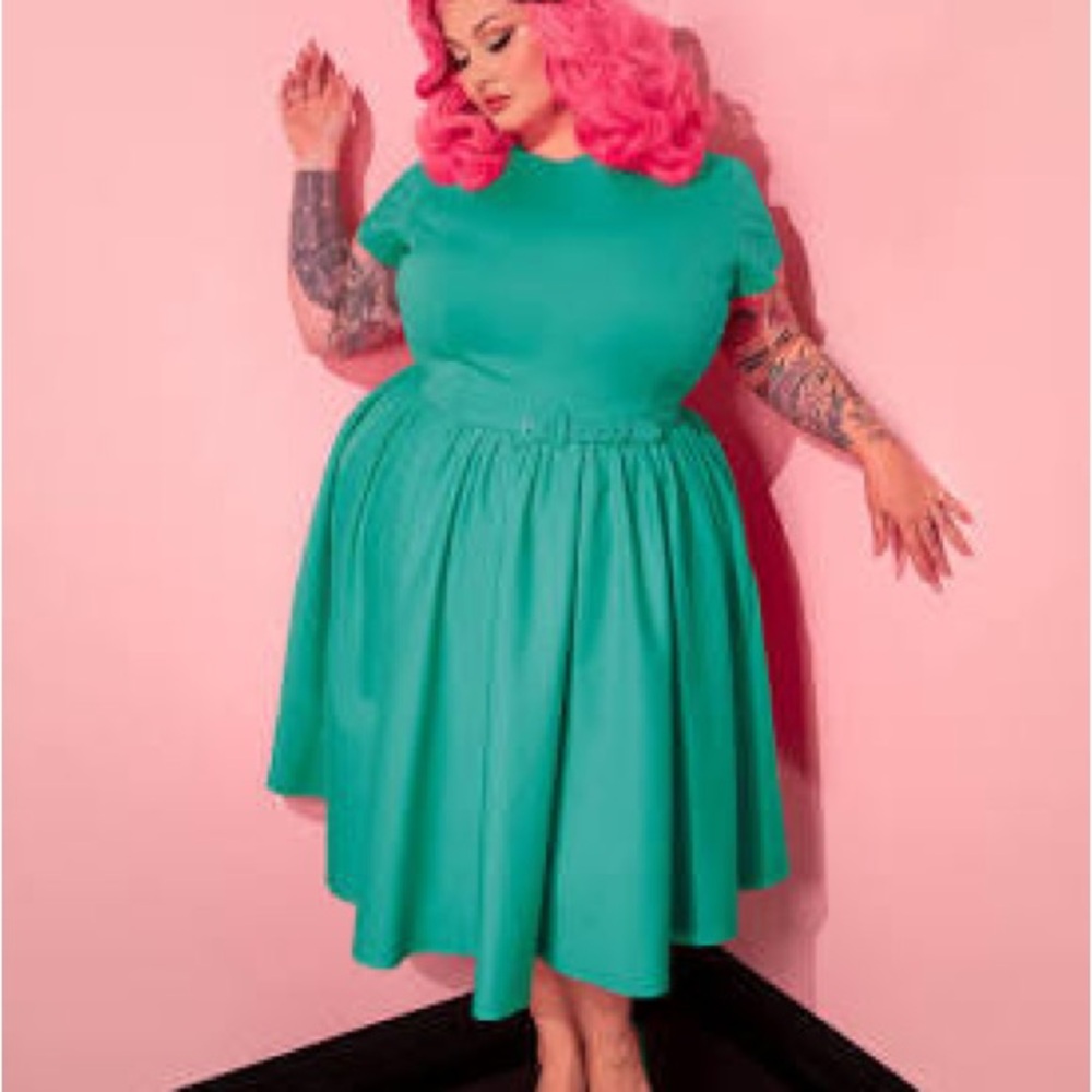 💛SOLD💛NWT Vixen Aqua Avon Swing Dress: L ‎